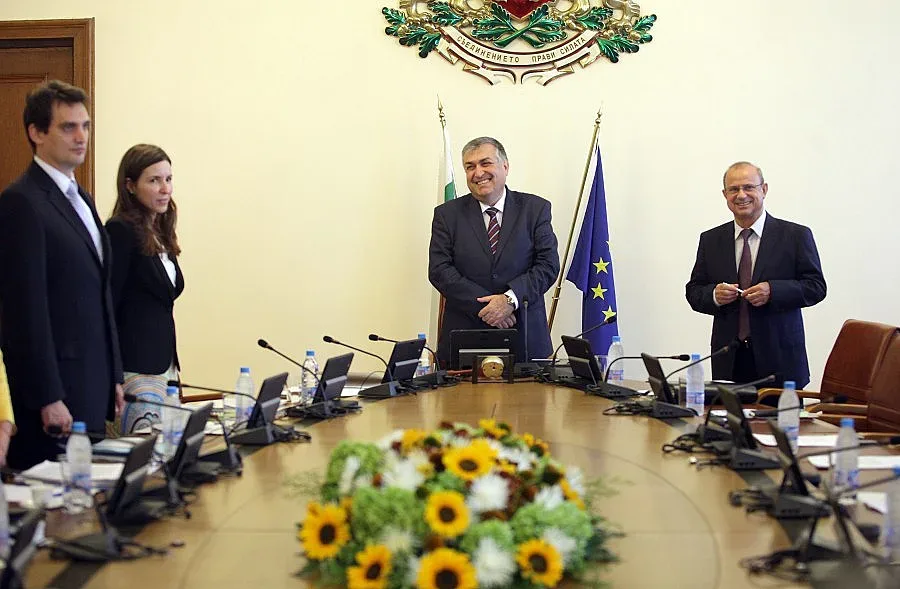 Правителството прави промени в ДКЕВР