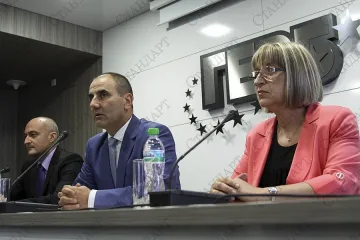  Бойко залага на генерали и лекари (ОБЗОР)