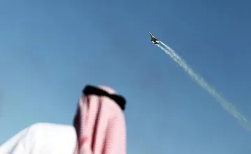 Кайро и Рияд ударили Триполи от въздуха