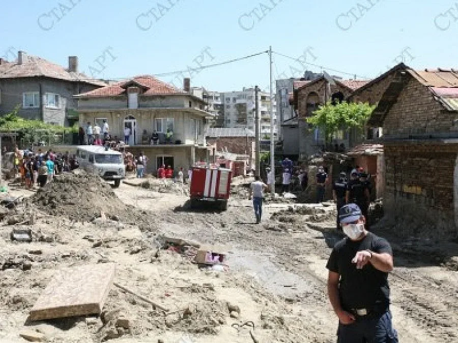 Аспарухово не иска живот във фургони