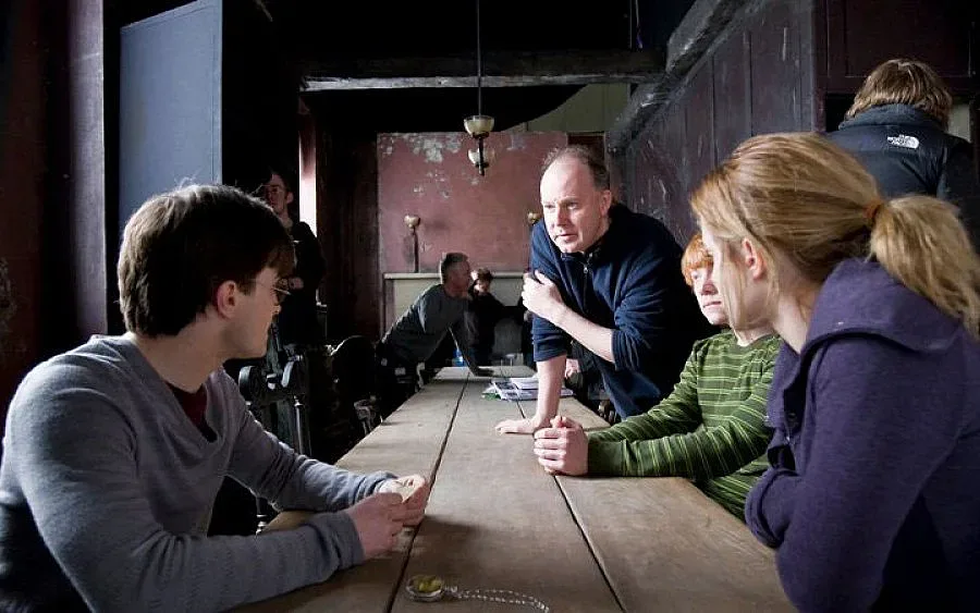 Режисьор на Хари Потър поема новия филм за магьосническия свят