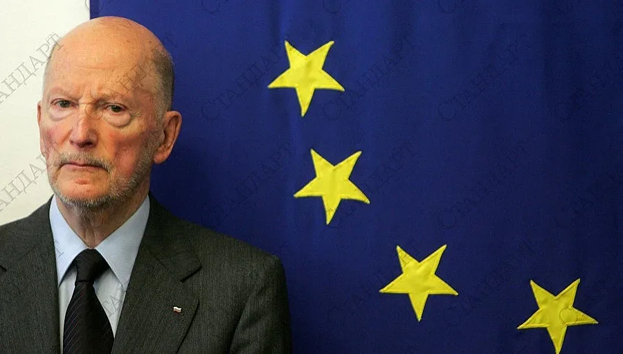 Четири царски имота чакат решение в съда