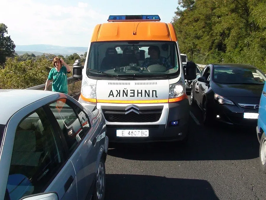 Жена загина в катастрофа на пътя за Карлово