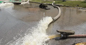 Река преля,наводни село и шосе в Разградско (ОБЗОР)