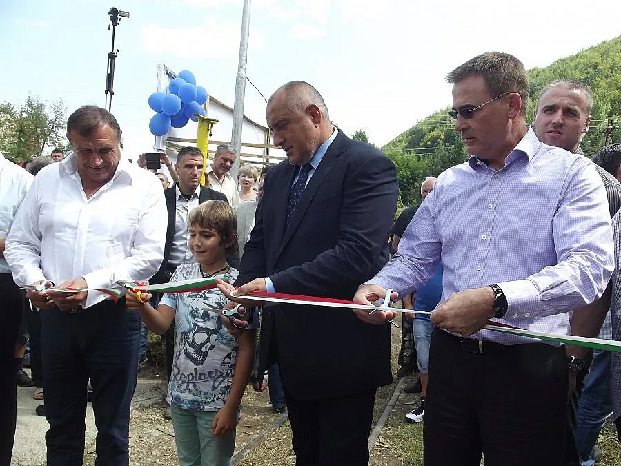 150 миньори на работа в нов рудник