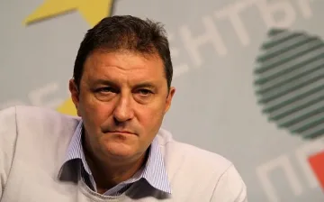 И Мутафчиев се отказа от БСП листа