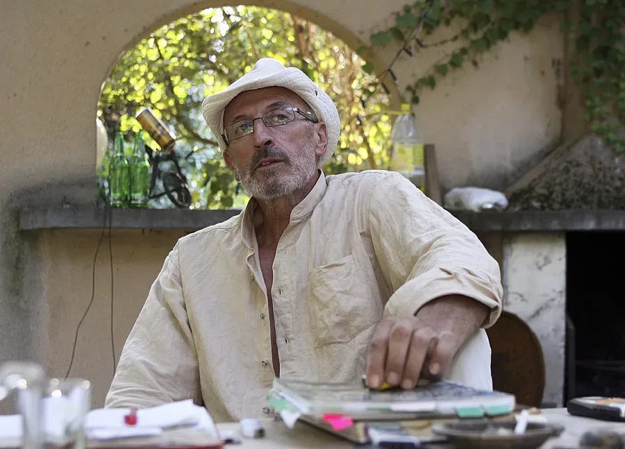 Левски е неудобен за всеки политик