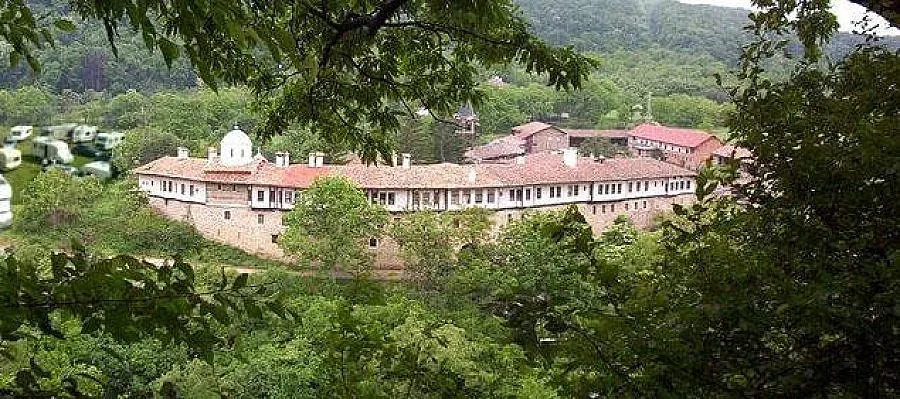 Къпиновският манастир събира моторджии за купон