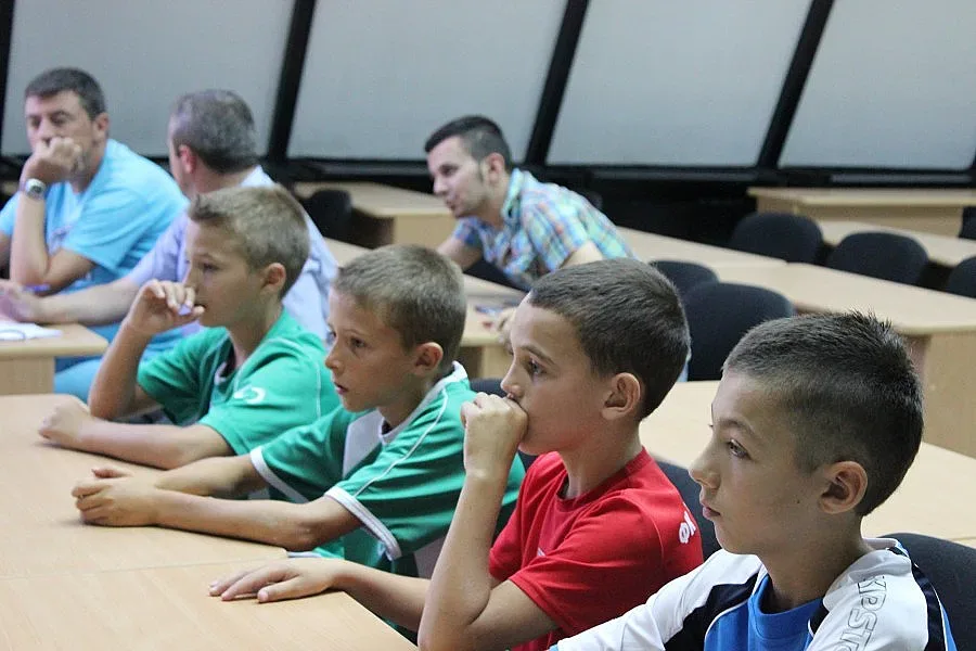 „Левски” и „Цървена звезда” откриват футболен турнир