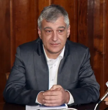 Розалин Петков ще довършва Колодрума