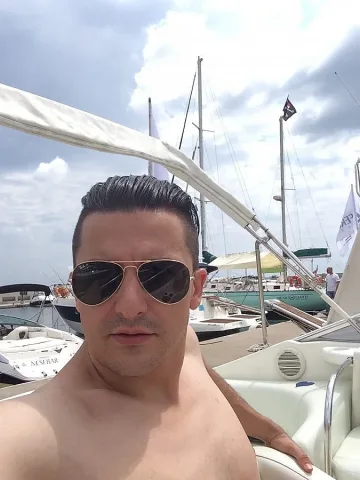 Любо пътешества из галактиката