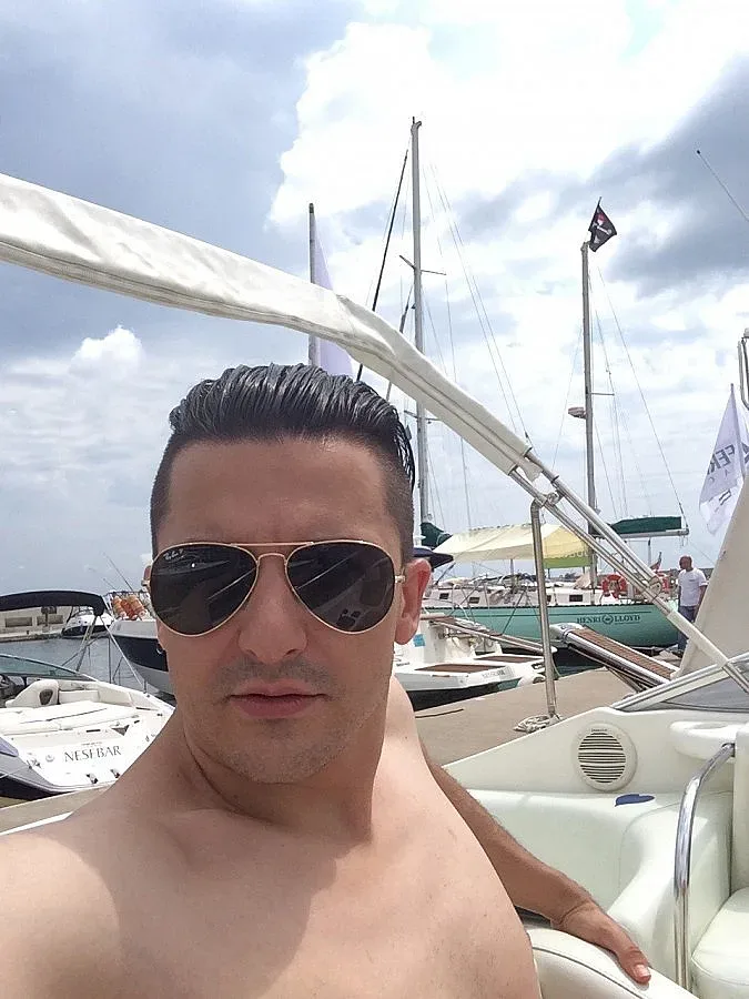 Любо пътешества из галактиката