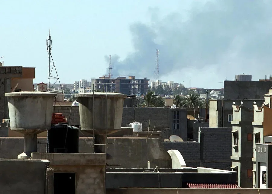 Затворено е въздушното пространство над Либия 