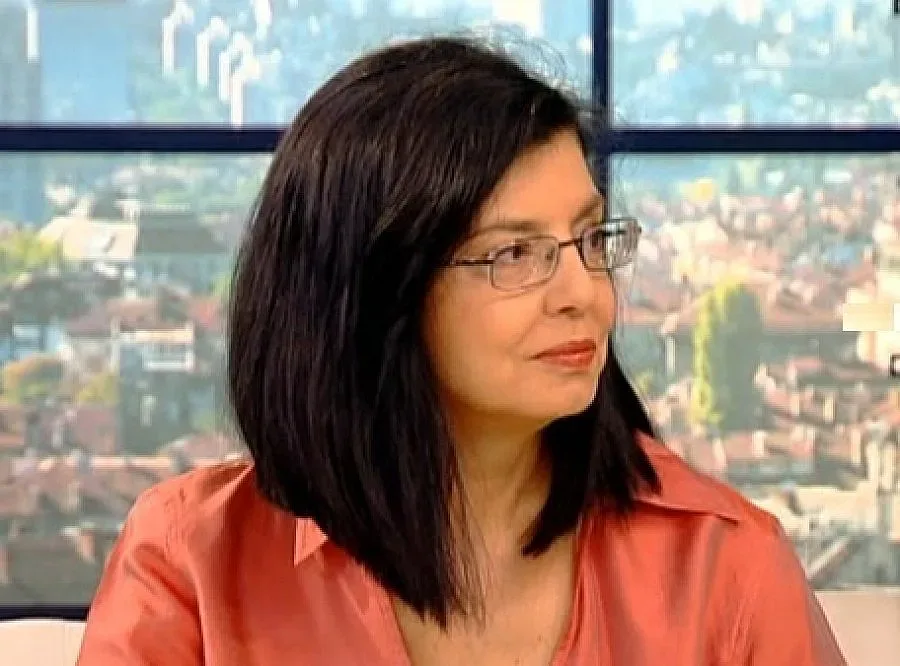 Меглена Кунева: Не съм се срещала с лидери извън РБ