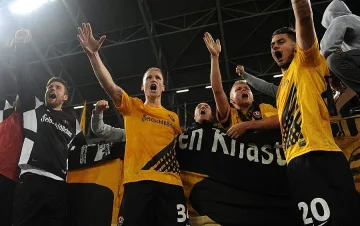 Марсиански гащи на карък за "Шалке"