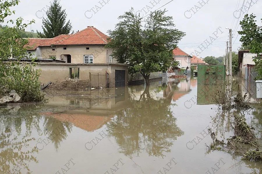 Отпускат над 16 млн. лв. за наводненията