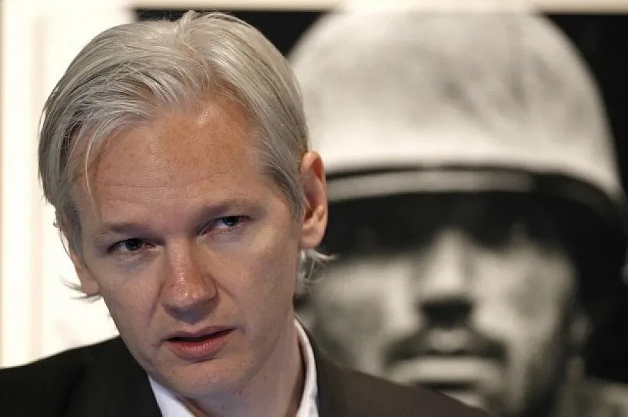 Еквадор потвърди, че дава убежище на Асанж