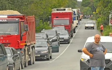Наши се оплакват от глоби в Гърция