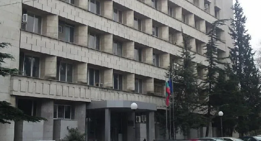 Издирват майката на новородено бебе