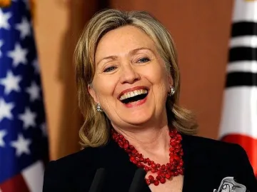 Хилари снима клип за ЧРД на Клинтън