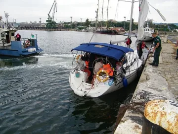 Капитанът на яхтата се разминал с куршума