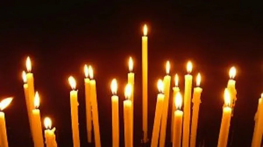 Владика освещава храм от XVII век