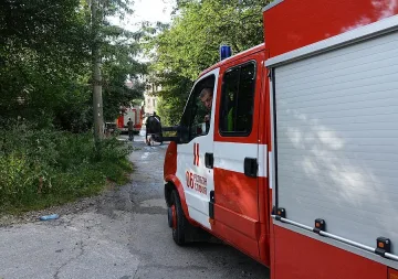 Деца причиниха пожар в здравната служба на село Широко поле