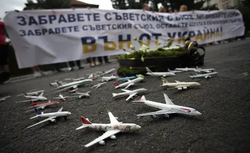 "Десните" с флашмоб пред руското посолство