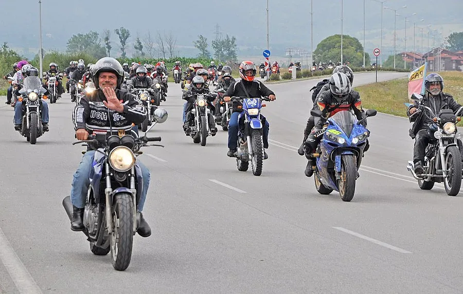 Нова рокерска блокада за тировете