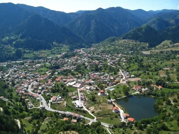 32 бедстващи деца от Мизия отиват на лагер в Смолян