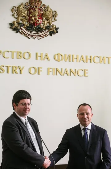 Порожанов ревизира 660 млн. на Орешарски