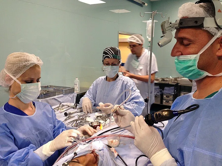 Правят Тракийски център за борба с глухотата