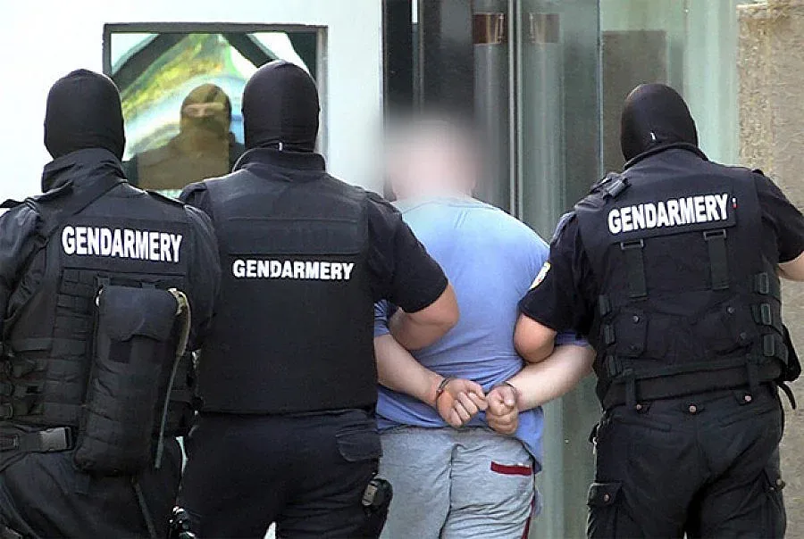 Задържаха организирана престъпна група в Козлодуй