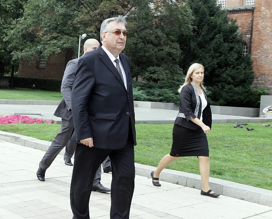 Сменят губернаторите на пет области