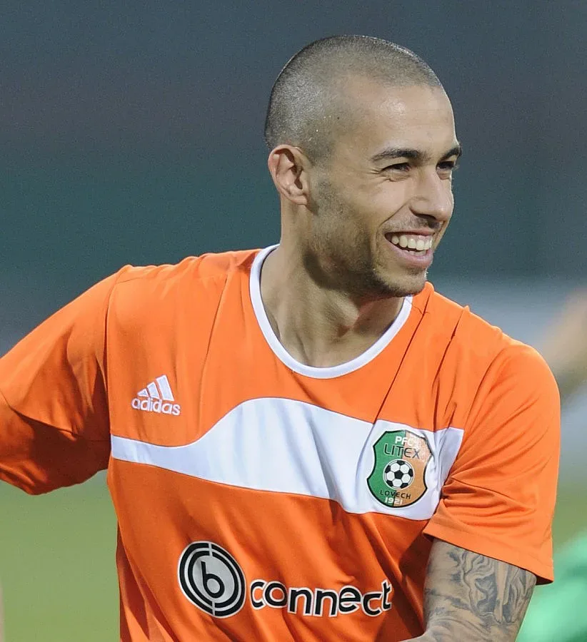 "Литекс" прати Шивача на борсата