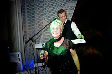 Ева от "Тоника" събра нова тайфа