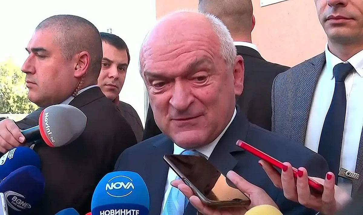 Премиерът Главчев: Гласувах за редовно, стабилно правителство