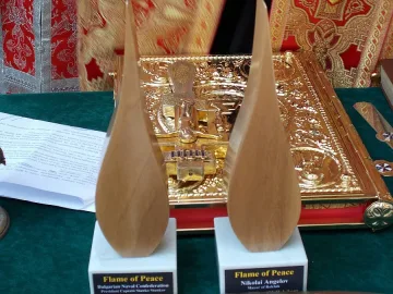 Наследник на кралски династии и съпругата му отличиха кмета на Балчик