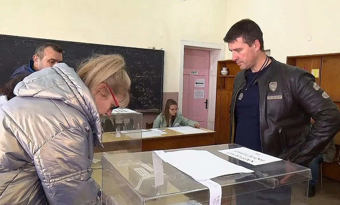 Ивелин Михайлов: Гласувах всеки да е равен пред закона