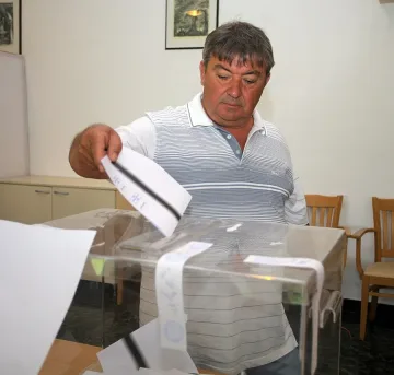 Стотачка за шеф на СИК