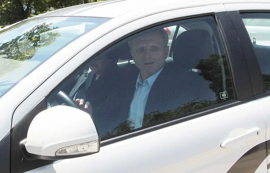 Гришата издърпа ушите на Бала