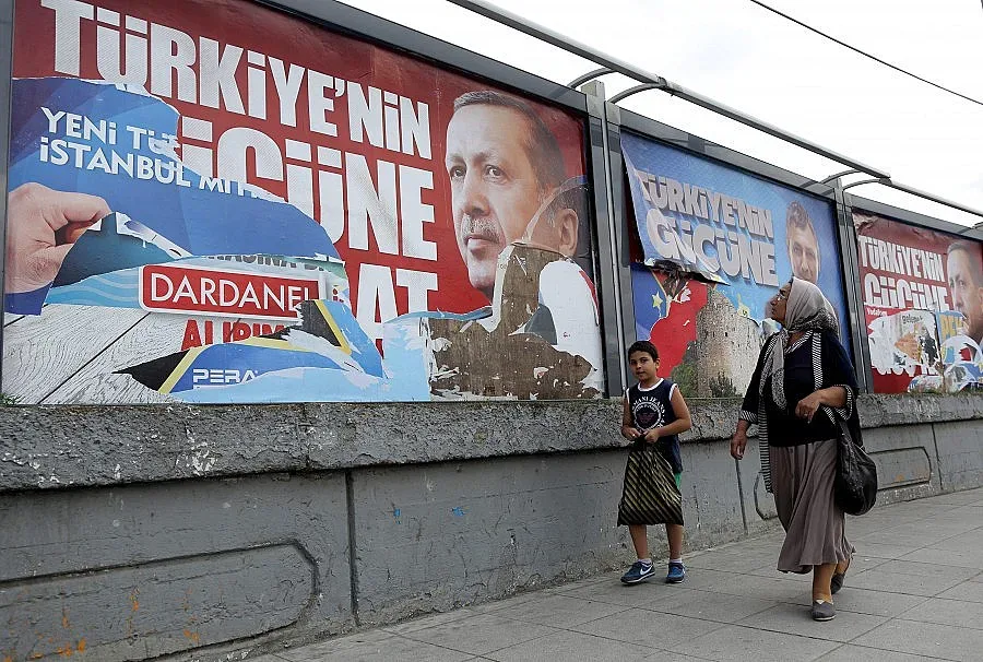 Редакторът на "Хюриет" подаде оставка преди изборите в Турция