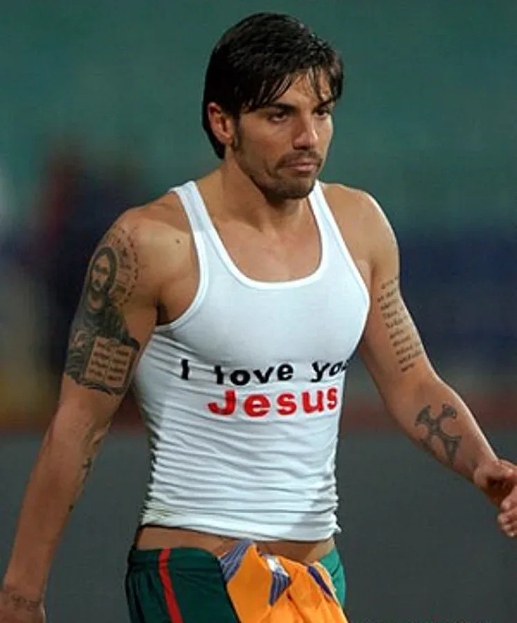 Мацки атакуват Джизъса