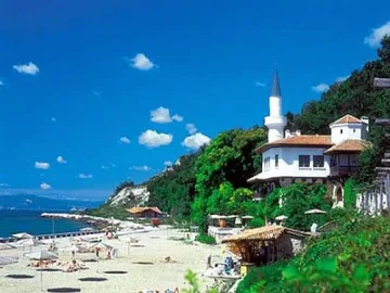 Ерцхерцози Хабсбург връчват отличие на балчишкия градоначалник