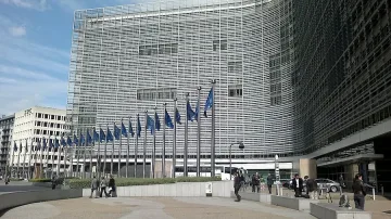 Брюксел ни даде 700 млн. евро повече (ОБЗОР)