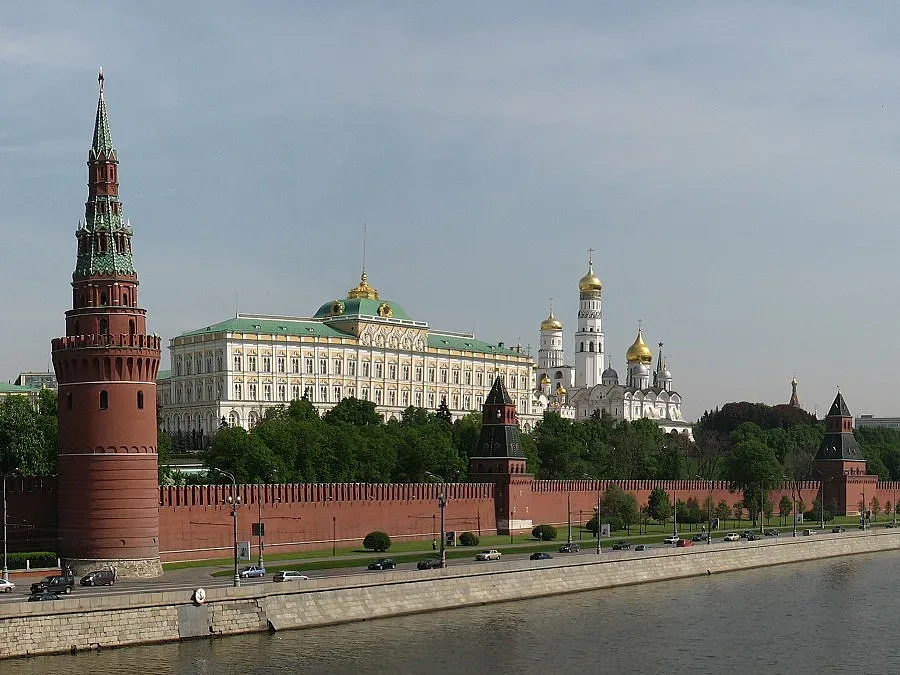 Полша мисли да отреже  контактите с Москва
