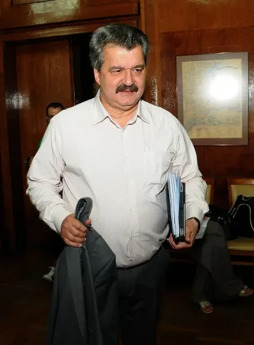 Тодор Батков: "Стандарт" не е взел нито лев от бушоните на Цветан Василев