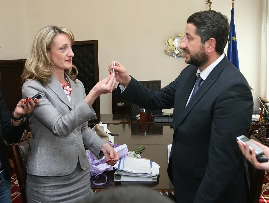 Христо Иванов иска мобилизация на целия експертен ресурс