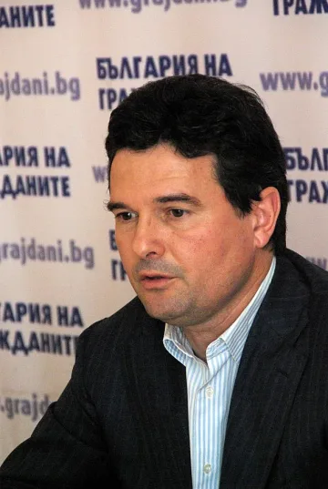 Абсурд е да ни сочат за патерица на ГЕРБ