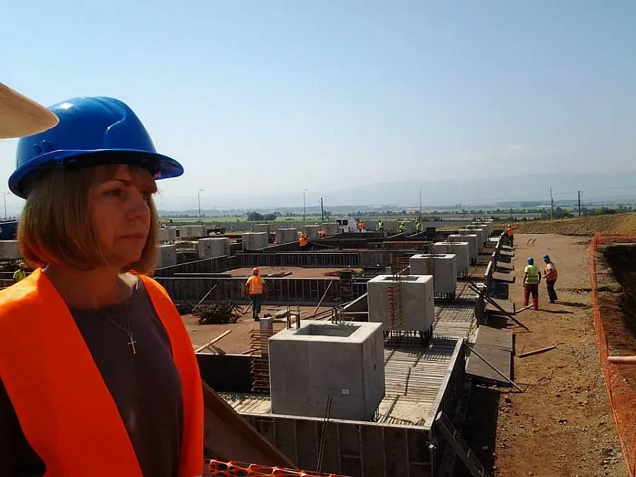 Заводът за боклука ще преработва 410 хил. тона отпадъци годишно